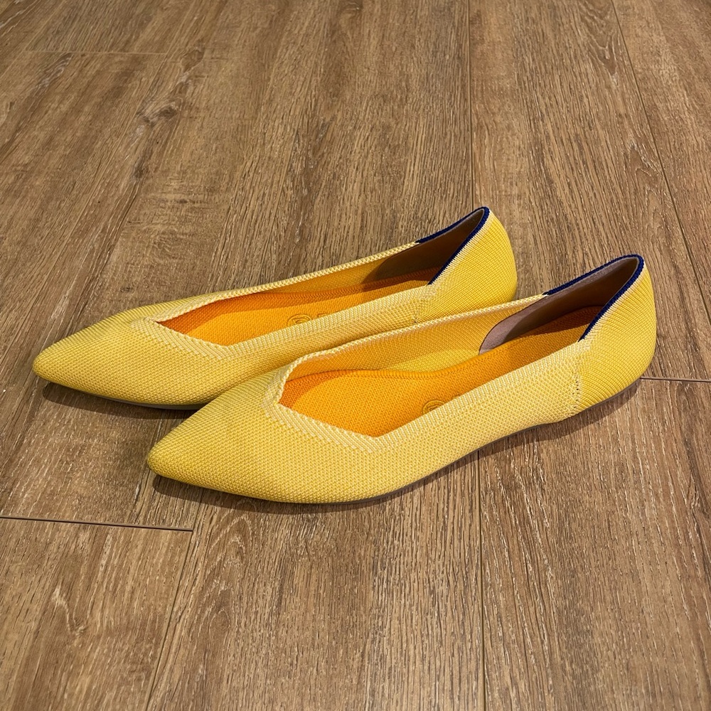 NWOT Rothy’s The Point - Yellow (Discontinued)